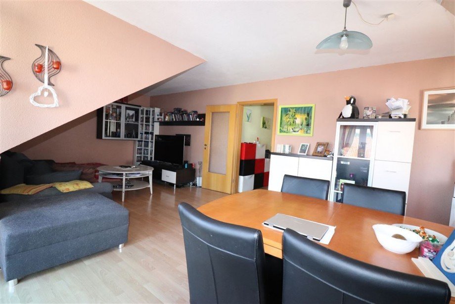 Wohnzimmer Dachgeschosswohnung Winnenden , W�rtt