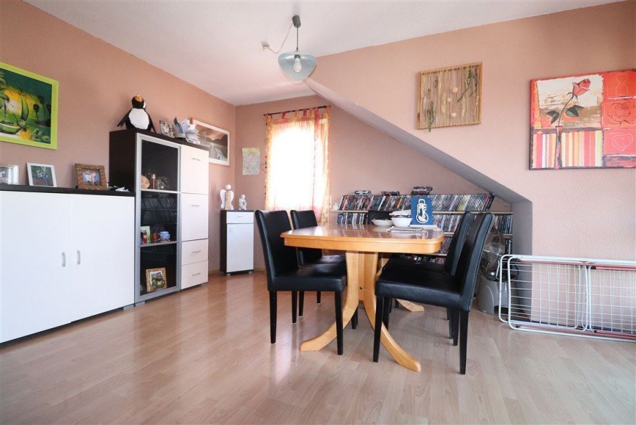 Wohnzimmer Dachgeschosswohnung Winnenden , W�rtt