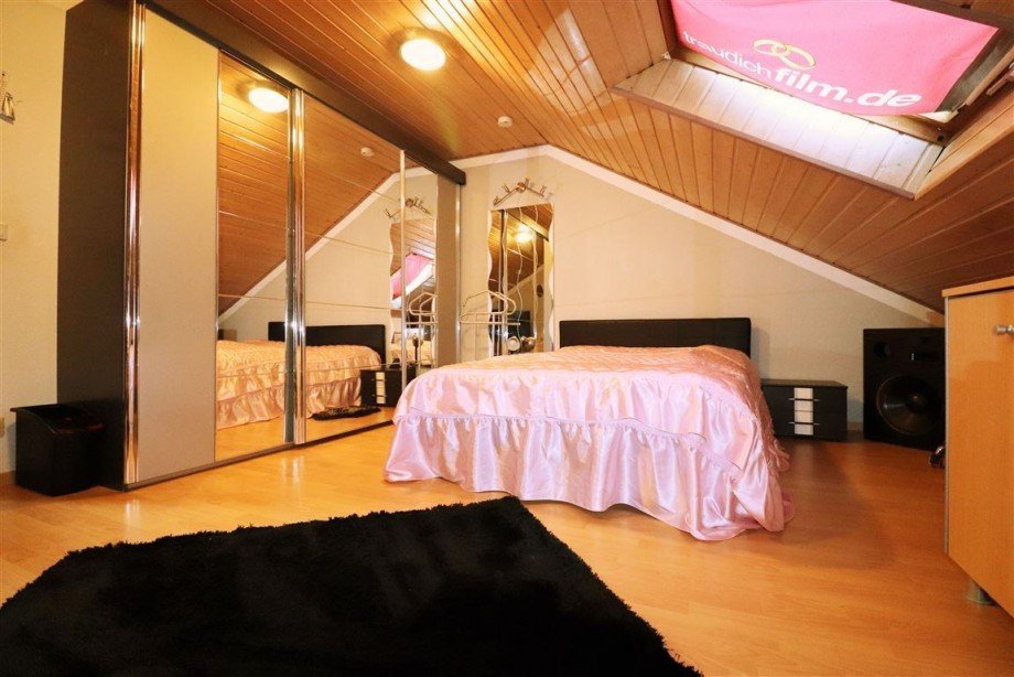 Schlafen1 DG Reihenmittelhaus Sch�naich , W�rtt