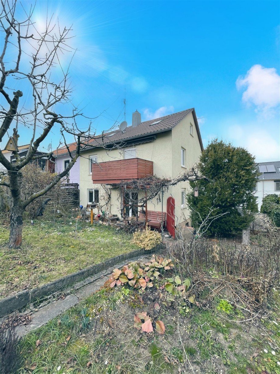 Hausansicht Garten Doppelhaush�lfte Korntal-M�nchingen