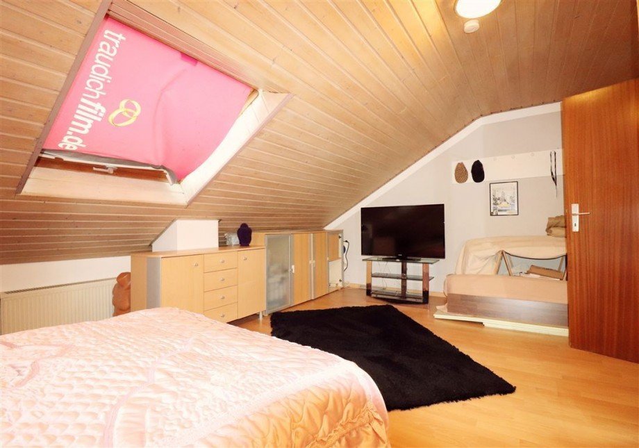 Schlafen1 DG Reihenmittelhaus Sch�naich , W�rtt