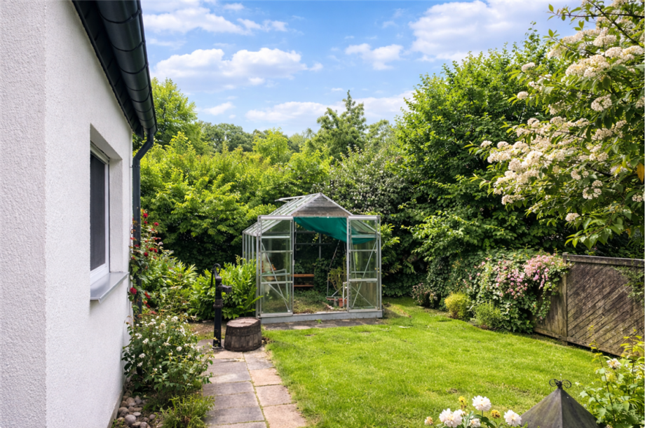 Garten_Gew�chshaus Einfamilienhaus Holzgerlingen