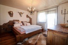 Schlafzimmer Ein Doppelhaush�lfte mit viel Platz und Charisma in Neuhengstett zu verkaufen!
