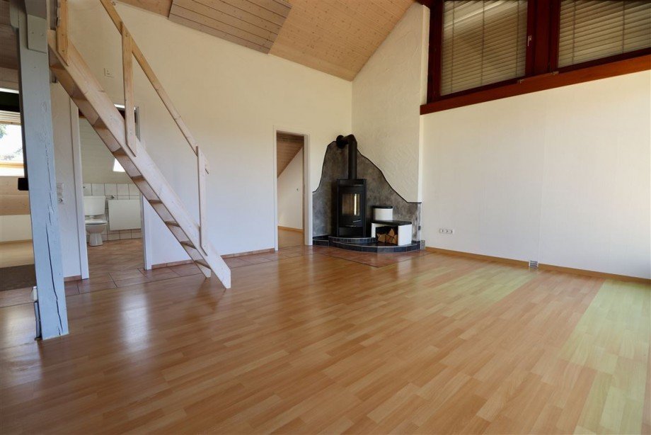 Dachgeschoss Wohnung Doppelhaush�lfte Althengstettt