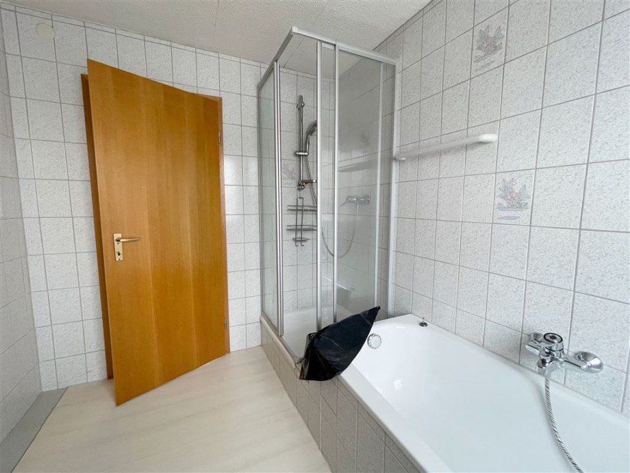Badezimmer Doppelhaush�lfte Korntal-M�nchingen