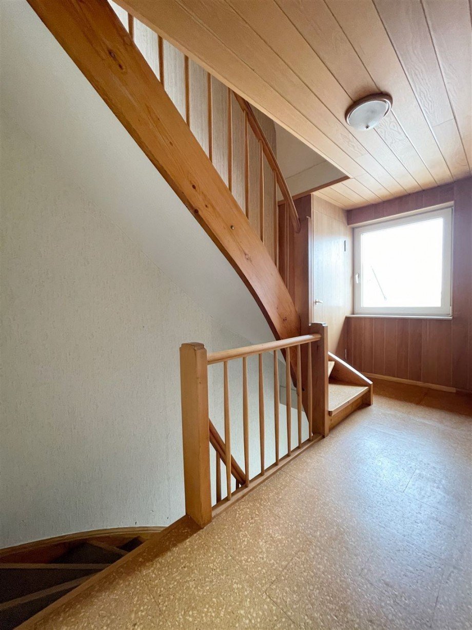 Treppenhaus OG Doppelhaush�lfte Korntal-M�nchingen