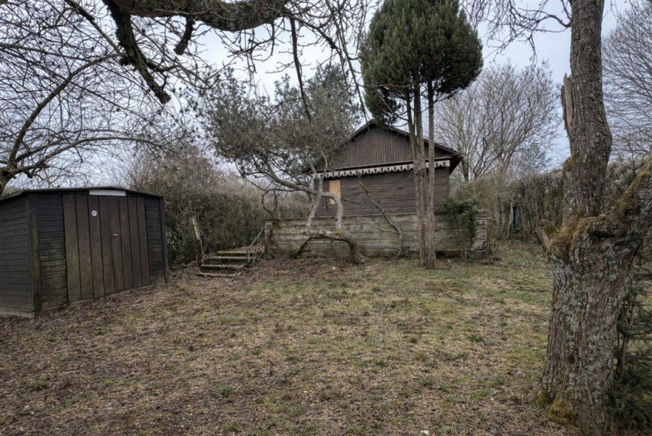 Ansicht_H�tte_und_Schuppen Grundst�ck Hildrizhausen