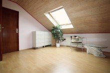 Schlafen2 DG Traumhaus zum Kauf! Reihenmittelhaus mit Garten und Terrasse in Sch�naich zu verkaufen.